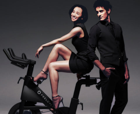 Pioneer of dark fitness FEELCYCLE